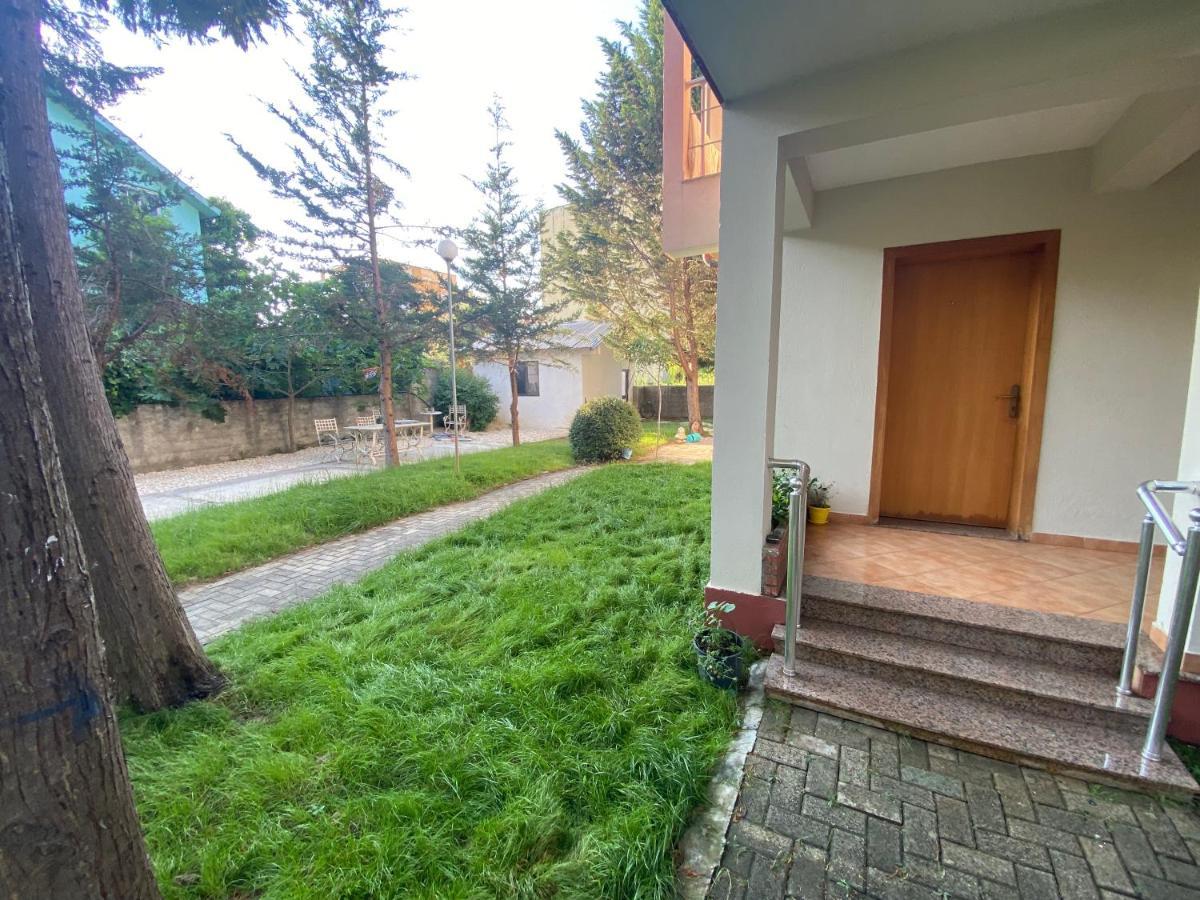 Hotel Garden Villa Ardo Golem  Exterior photo